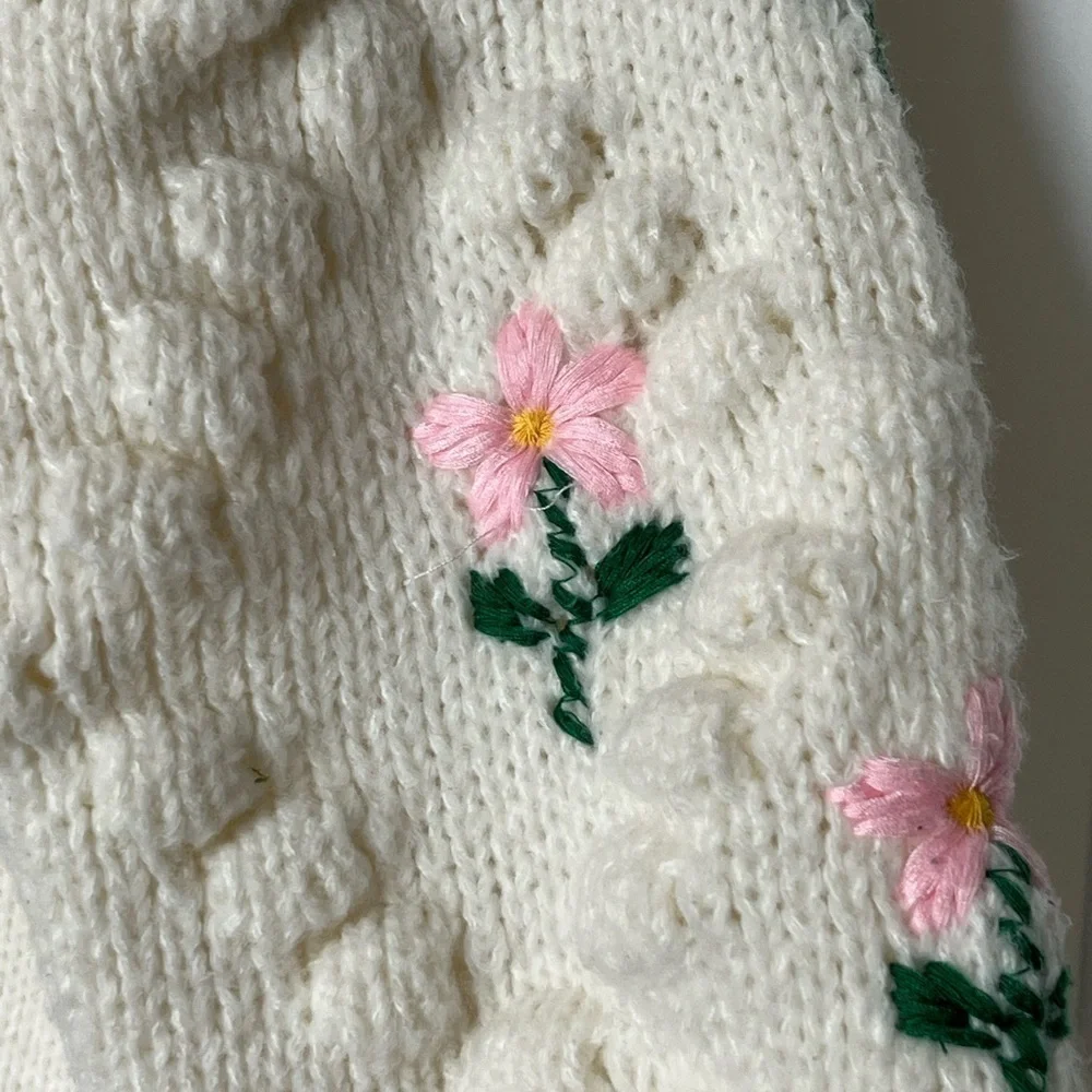 Floral Knit Cardigan Cottagecore Grandma Chic Sweater Feminine Girlhoodcore M